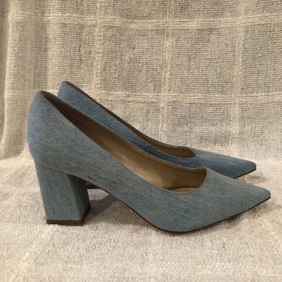 Marc Fisher Zala Light Blue Denim Pointed Toe Pump Heels Size 5.5 New READ - Picture 3 of 8